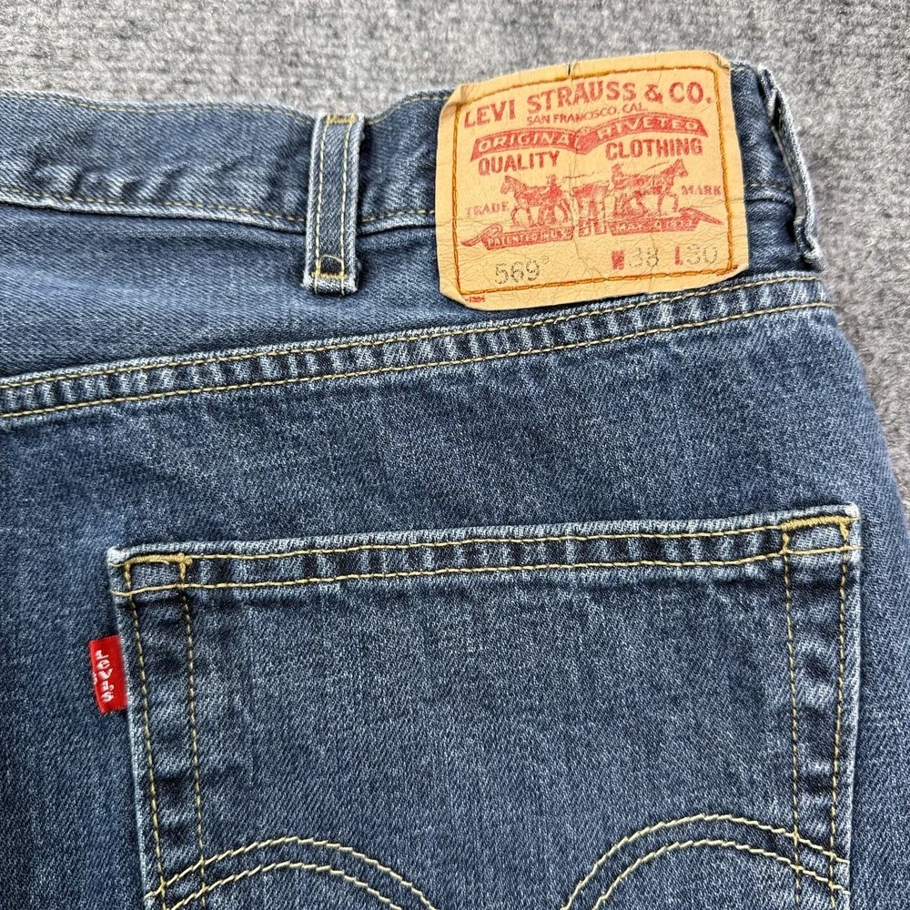 Vintage Levis 569 Mens Loose Straight Jeans 38x30 Blue Medium Wash Y2K Denim